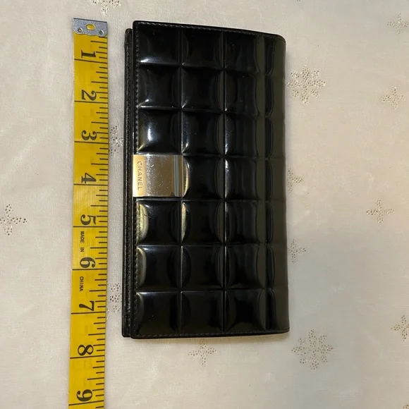 🇫🇷CHANEL authentic choco bar patent leather wallet - Picture 12 of 16